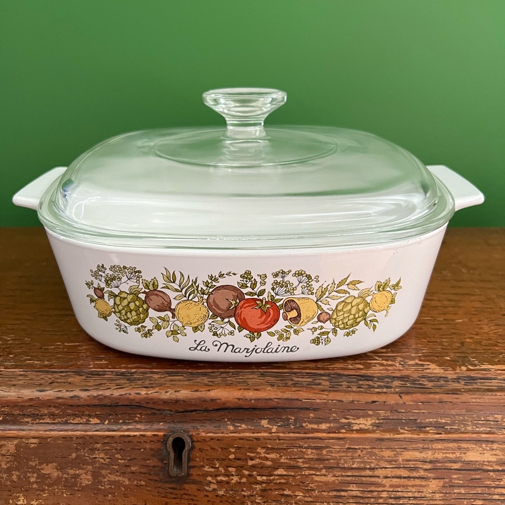 ⚫️Final Price⚫️ Vintage Corning Ware La Marjolaine Spice of Life, 2 Qt